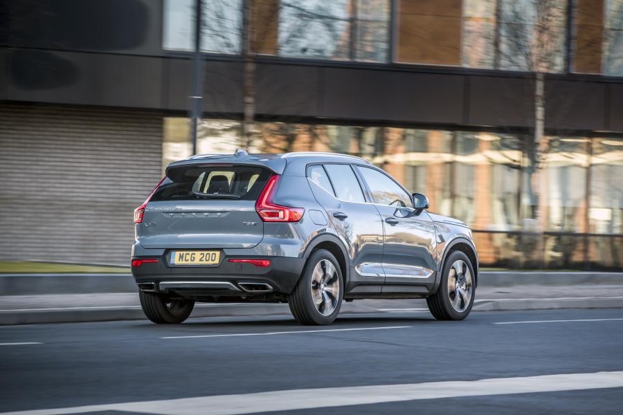  Volvo XC40 T5 Plug-in Hybrid Inscription 2002 года  (UK) (фото 30 из 40)